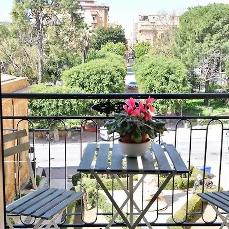 Luxury Kandinskij アパート *