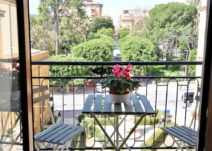 Luxury Kandinskij アパート *